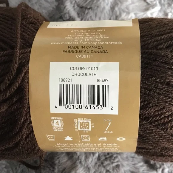 Loops & Threads Impeccable Worsted Yarn Bundle - Picture 6 of 9